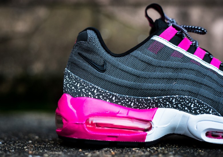 Nike Air Max 95 PRM Tape “Night Run” – Midnight Fog – Pink Foil