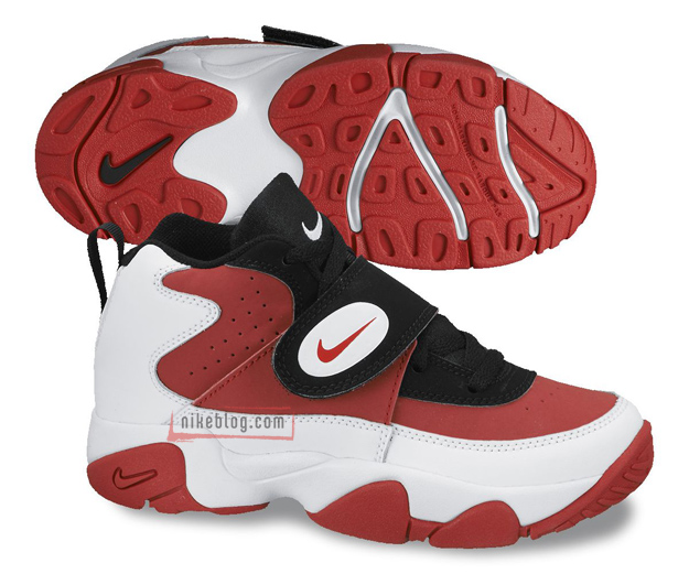 Nike Air Mission Retro 02