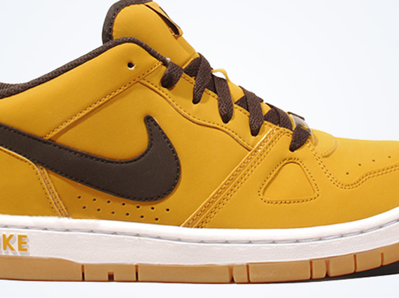 Nike Air Prize 2 Gold Leaf Brown