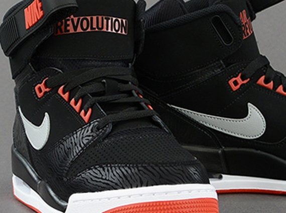 Nike Air Revolution - Black Zebra - University Red