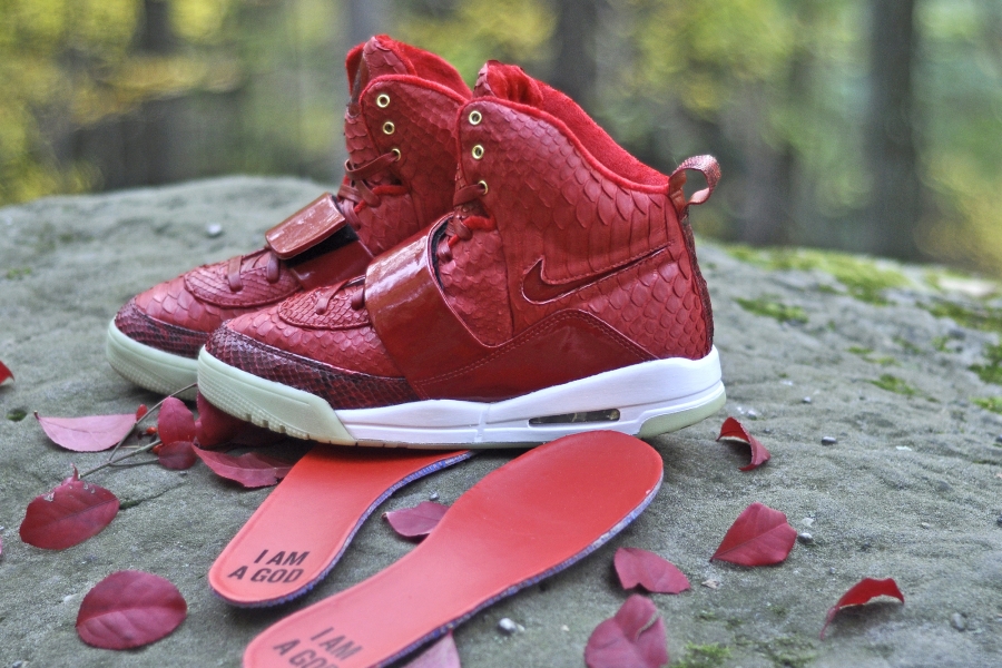 Nike Air Yeezy Red October Customs 01