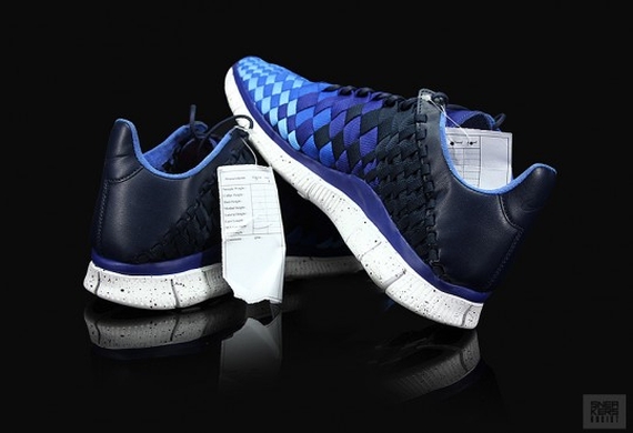 Nike Free Inneva Woven Obsidian Deep Royal Blue 02