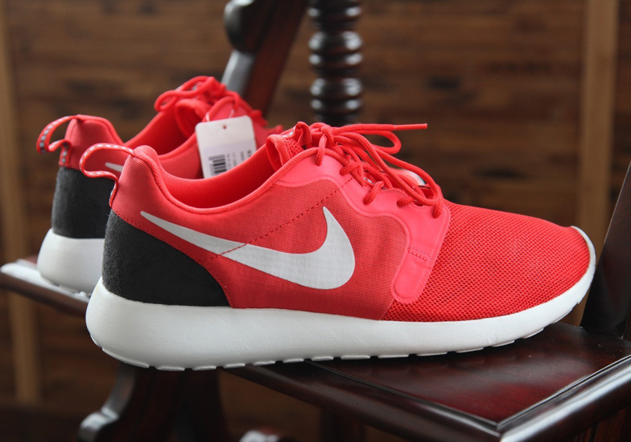 Nike Roshe Run Hpf Light Crimson Black 4