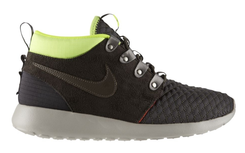 Nike Roshe Run Sneakerboot Available 01