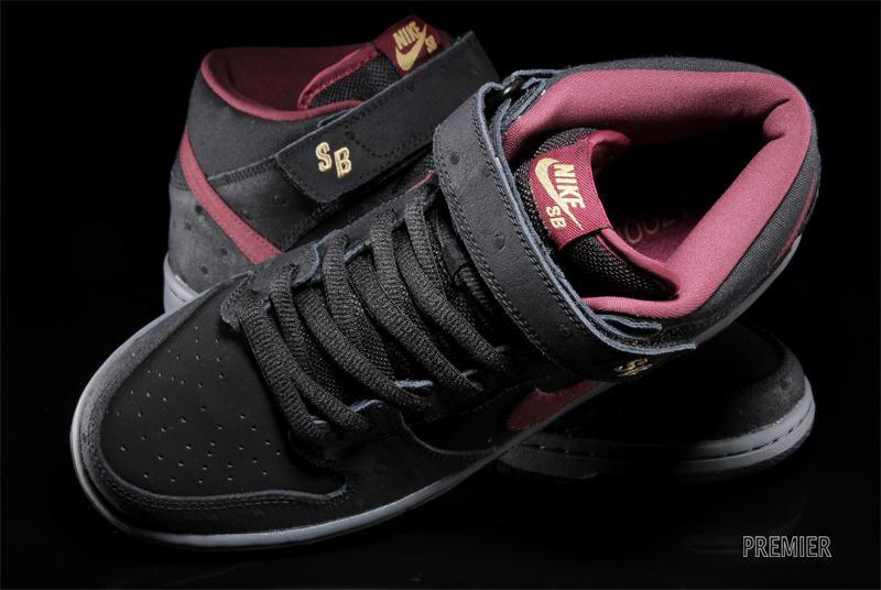 Nike Sb Dunk Mid Cherrywood Ostrich 06