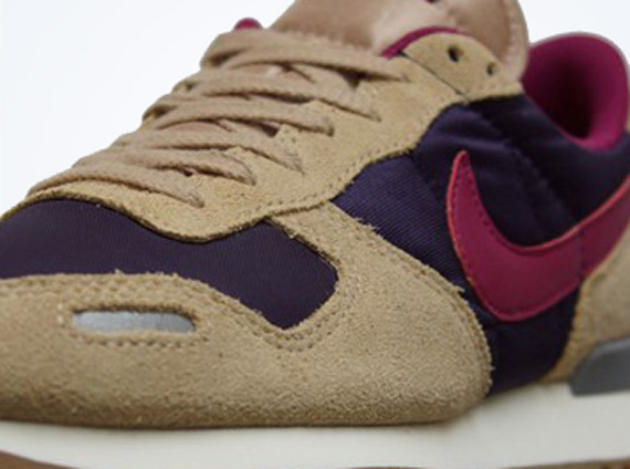 Nike Wmns Air Vortex Linen Red Purple