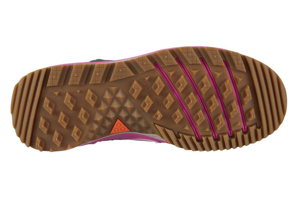 Nike Wmns Luna Terra Arktos Lagoon Brown Pink 02