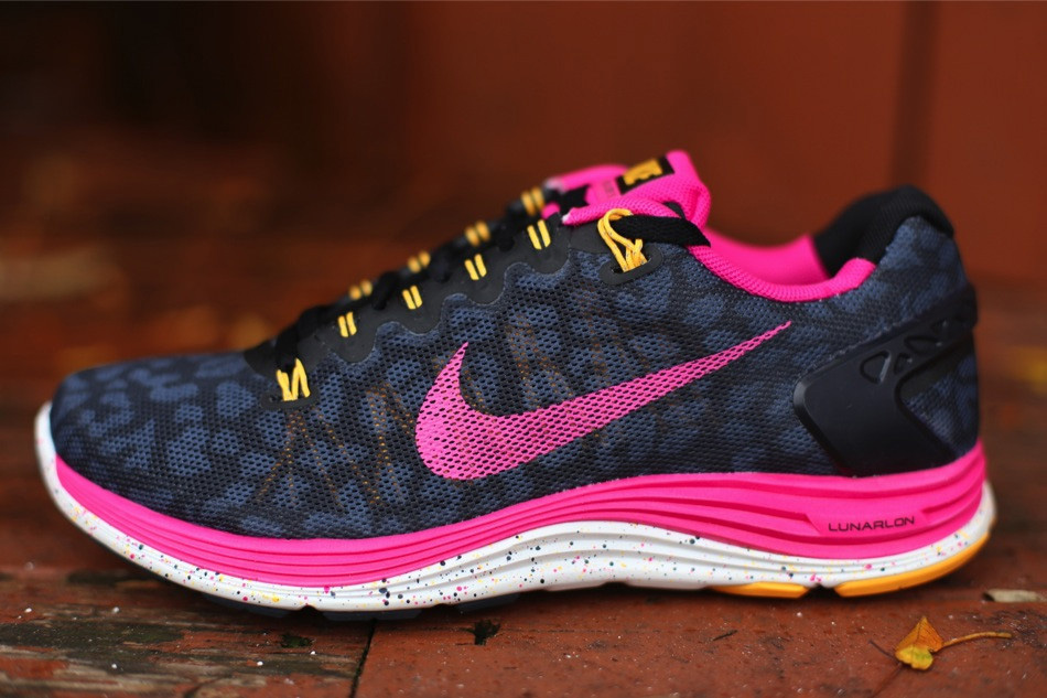 Nike Wmns Lunarglide 5 Black Armory 2