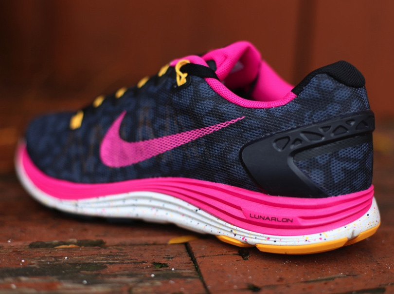 Nike Wmns Lunarglide 5 Black Armory 3