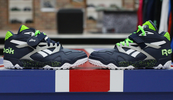 Reebok Pump Paydirt Mid Seahawks 02