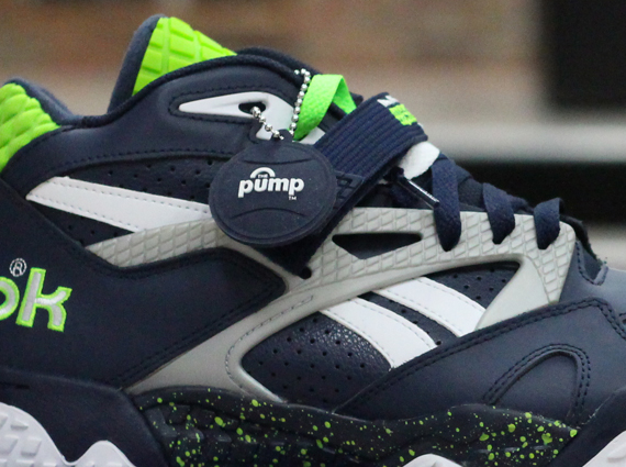 Reebok Pump Paydirt Mid Seahawks