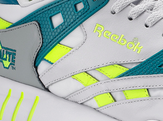 Reebok Reserve Tech 90s Sole Trainer