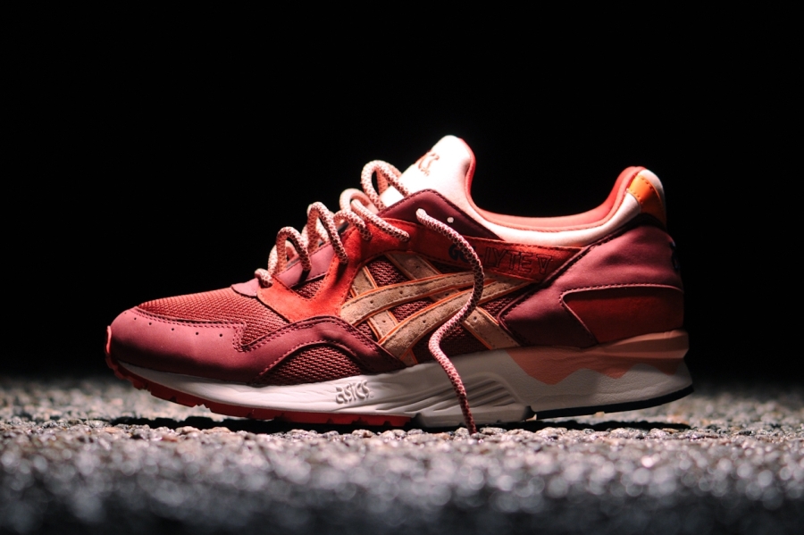 Ronnie Fieg Asics Gel Lyte 5 Volcano Kith 01