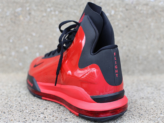 University Red Nike Hyperflight Max 3