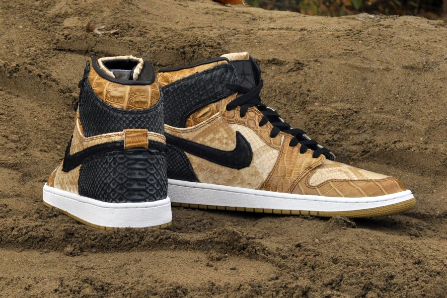 Air Jordan 1 Desert Storm Customs 03