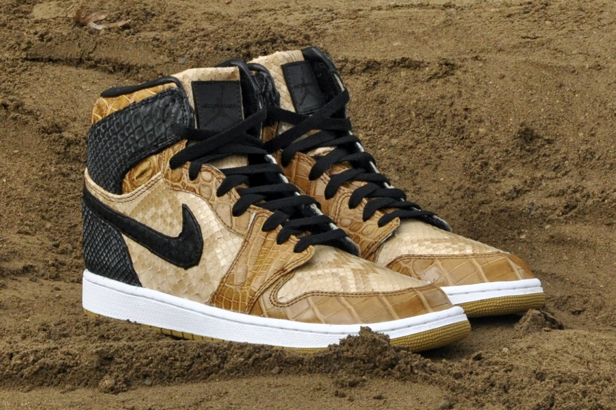 Air Jordan 1 Desert Storm Customs 06