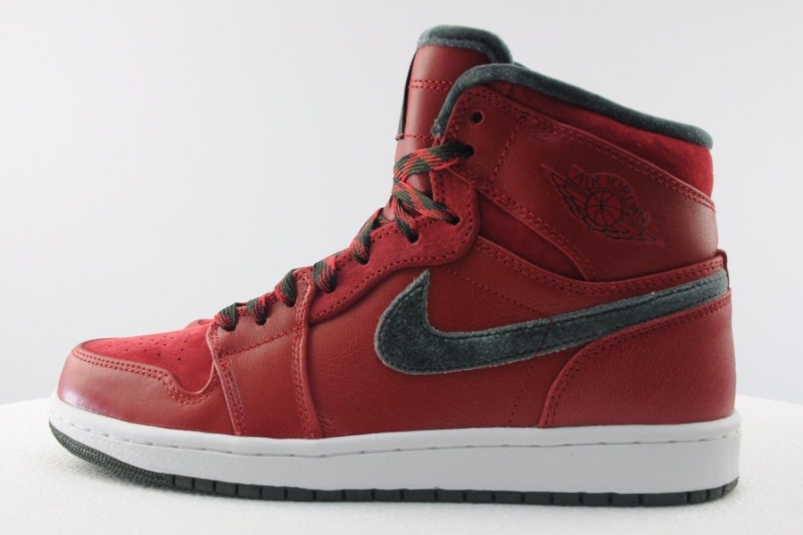 Air Jordan 1 High Retro Premier Varsity Red Dark Army 05