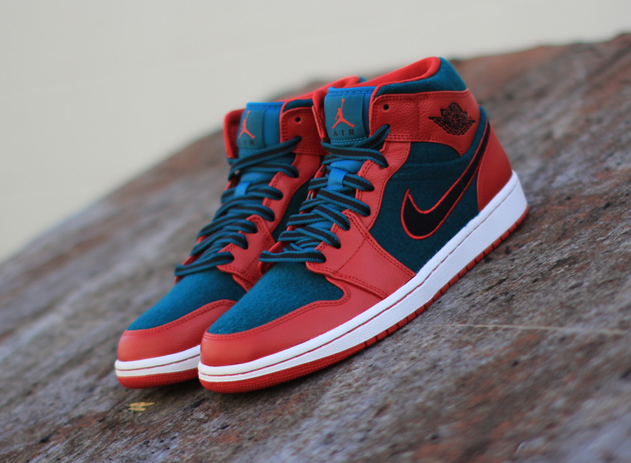 Air Jordan 1 Mid Gym Red Dark Sea Available