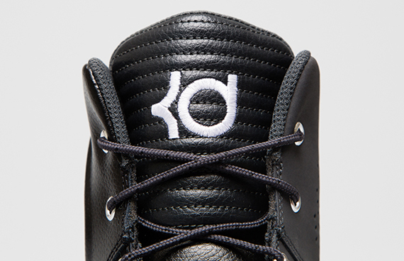 Black Kd Nsw 6 Lifestyle 4