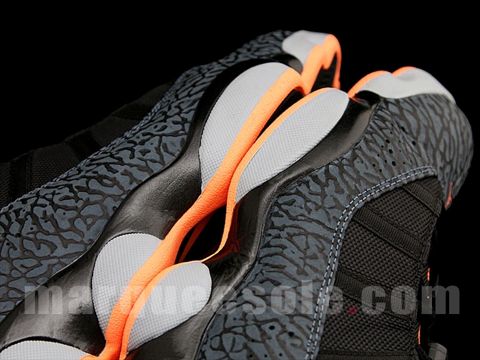 Jordan 6 Rings Black Orange Navy 01