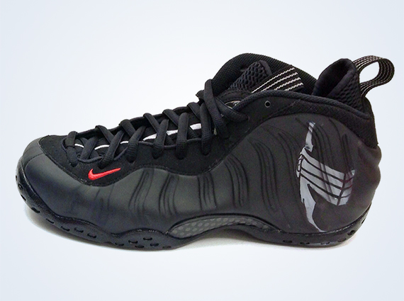 Nike Air Foamposite One “Snake Eyes” Customs by Sole Swap