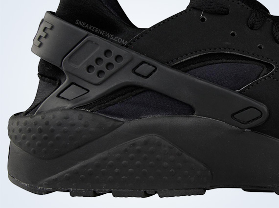 Nike Air Huarache Black