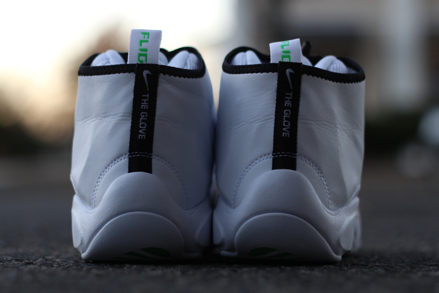 Nike Air Zoom Flight The Glove White Poison Green 04