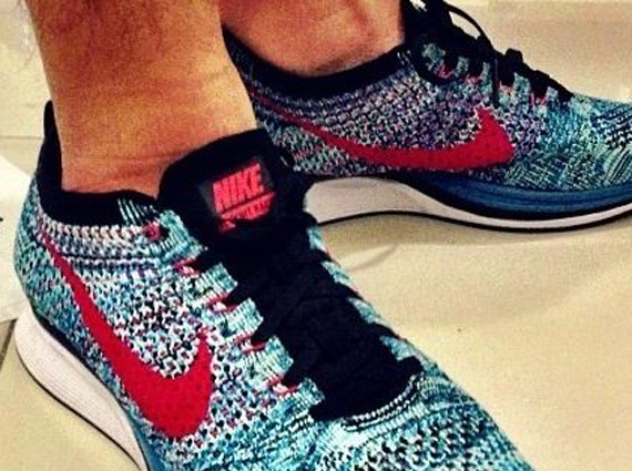 Nike Flyknit Racer "Neo Turquoise"