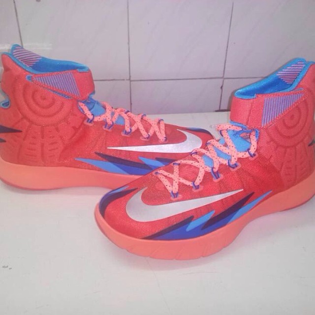Nike Hyper Rev Red Blue 1