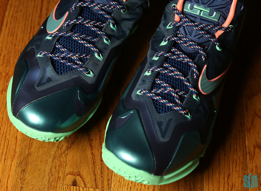 Nike Lebron 11 Akron Miami Beauty Shots 02