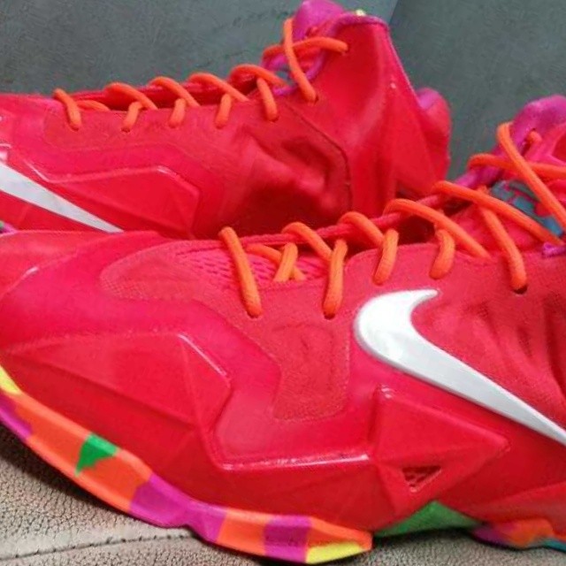Nike Lebron 11 Gs Red Multi Color Sole 02