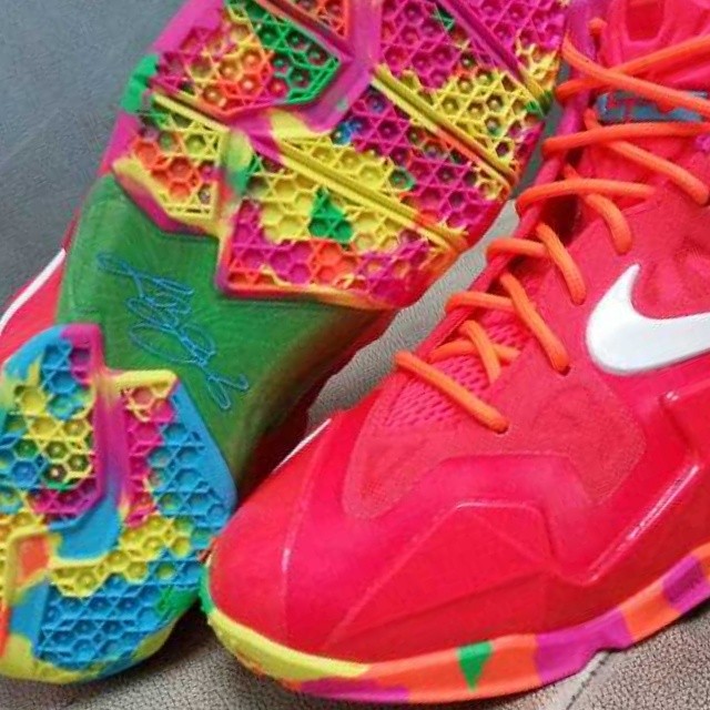 Nike Lebron 11 Gs Red Multi Color Sole 04