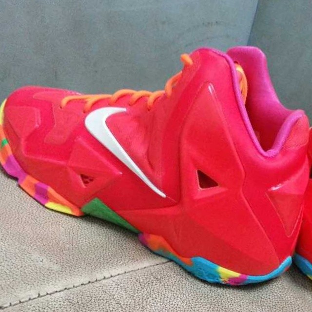 Nike Lebron 11 Gs Red Multi Color Sole 05