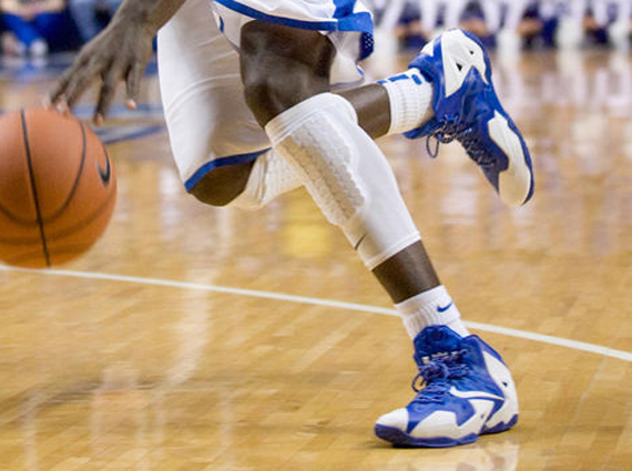 Nike LeBron 11 "Kentucky" PEs