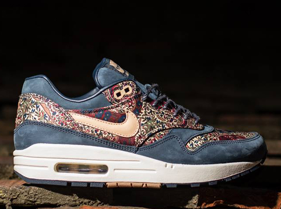 Nike Liberty Bourton 3