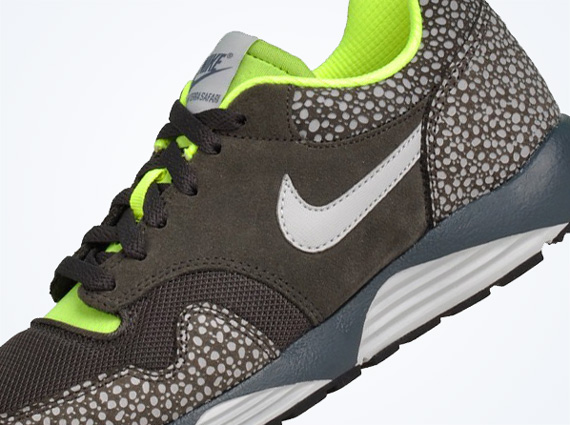 Nike Lunar Terra Safari – Newsprint – Dusty Grey – Volt | Available