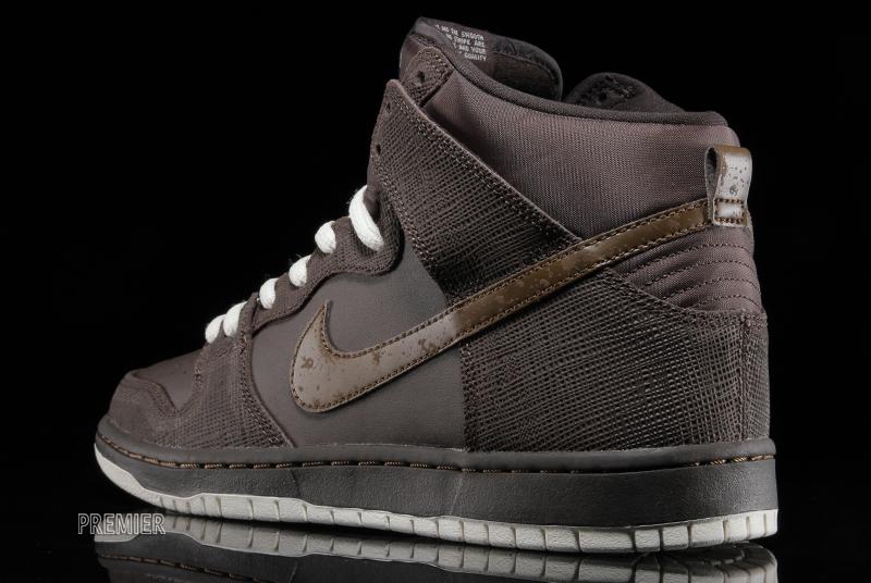 Nike Sb Dunk High Baroque Brown Dark Khaki Cashmere Available 02