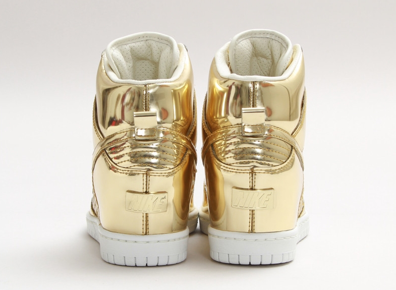 Nike Wmns Dunk Sky Hi Liquid Gold 03