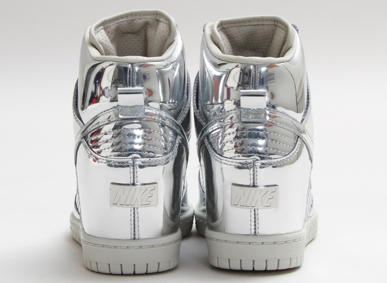 Nike Wmns Dunk Sky Hi Liquid Silver 02