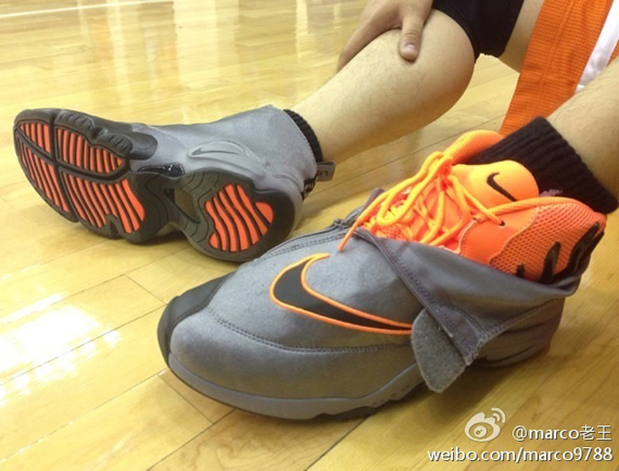 Nike Zoom Flight 98 Grey Orange