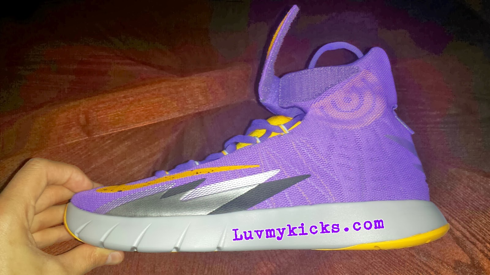Nike Zoom Hyper Rev 02