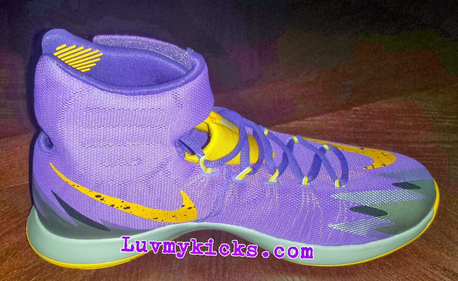 Nike Zoom Hyper Rev 03