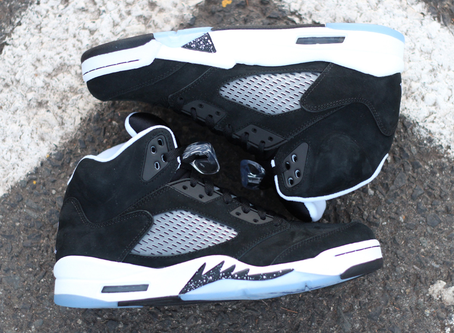 Air Jordan 5 "Oreo" - Arriving at Retailers