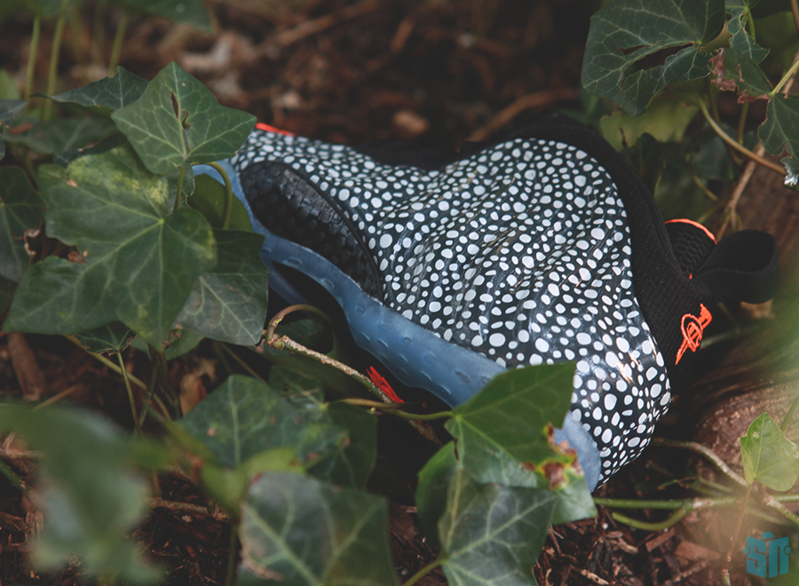 Safari Foamposite Beauty Shots 4