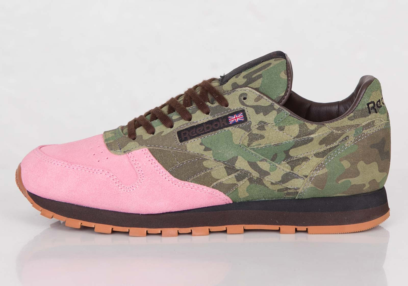 Shoe Gallery Reebok Classic Leather Flamingoes At War Rd 03