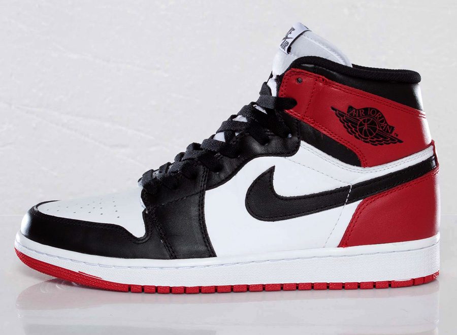 2013 Air Jordan 1 Black Toe