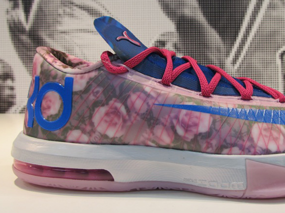 Nike KD 6 Supreme "Aunt Pearl"