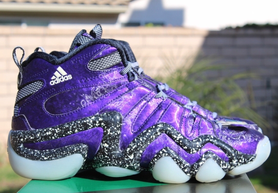 adidas Crazy 8 "Nightmare Before Christmas" - Release Reminder