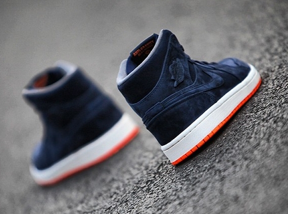 Air Jordan 1 Mid Navy Orange 02