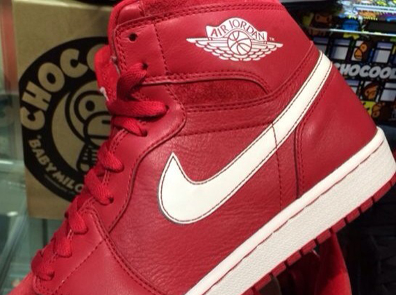 Air Jordan 1 Retro High OG "Gym Red"